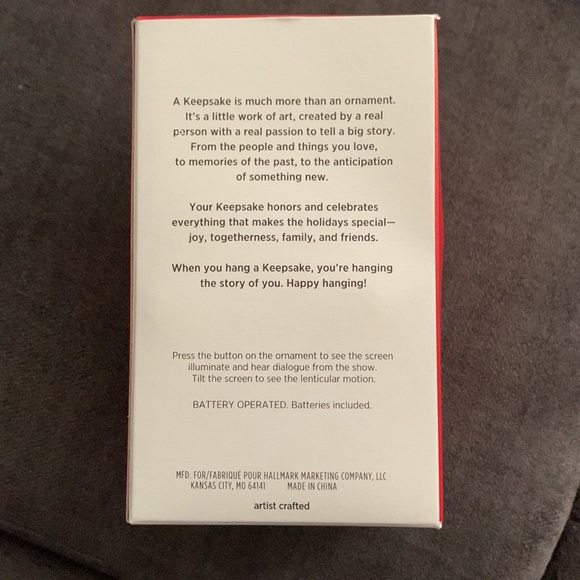 FRIENDS Keepsake TV Ornament - Picture 2 of 3